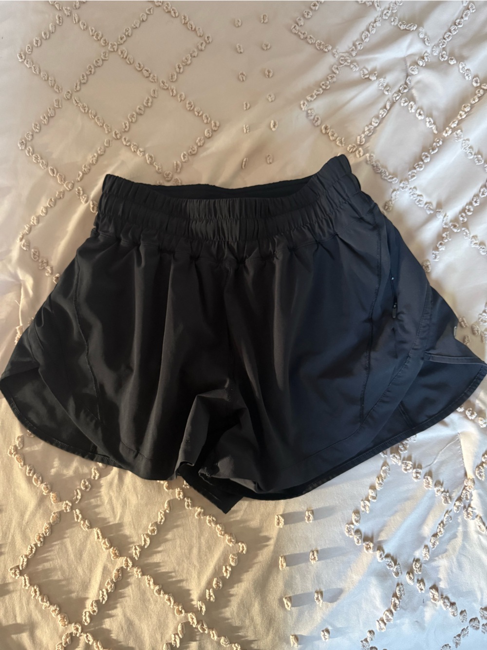 Lululemon Black Womens track that shorts
